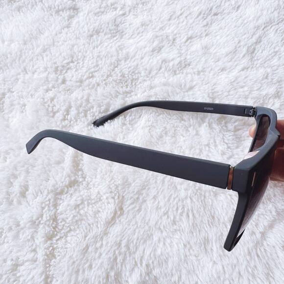 Ora Charcoal Angular Frame Sunglasses - Picture 3 of 11